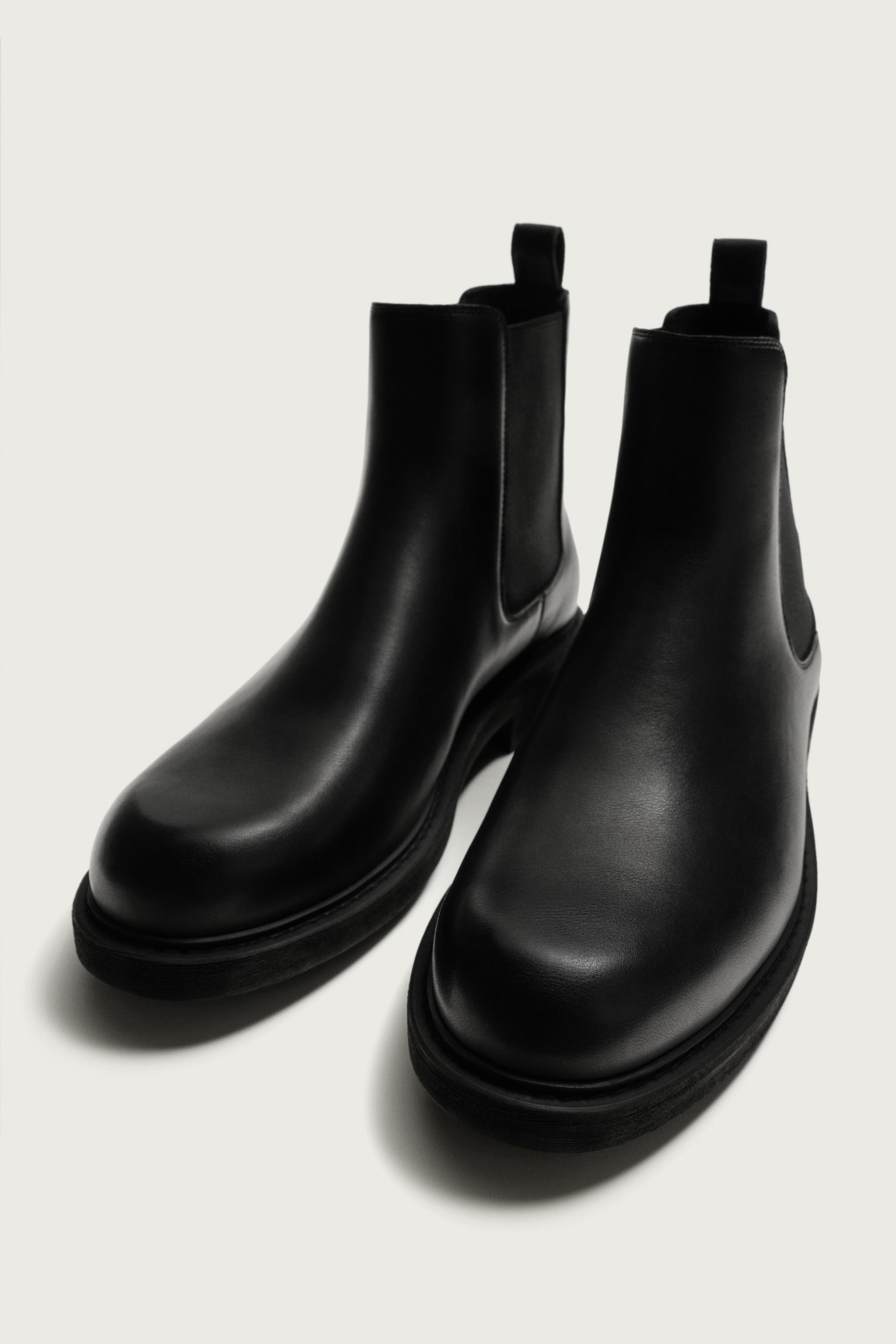 TRACK SOLE CHELSEA BOOTS