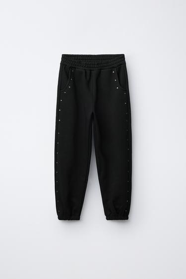 PANTALÓN JOGGER FELPA TACHAS - Negro de Zara - Imagen 0