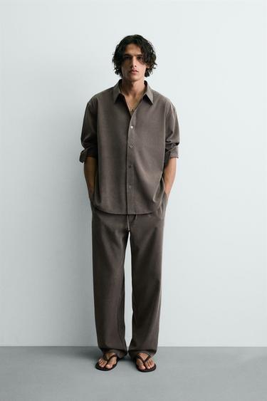 CAMISA FLUIDA RELAXED FIT - marron-vison de Zara - Imagen 0