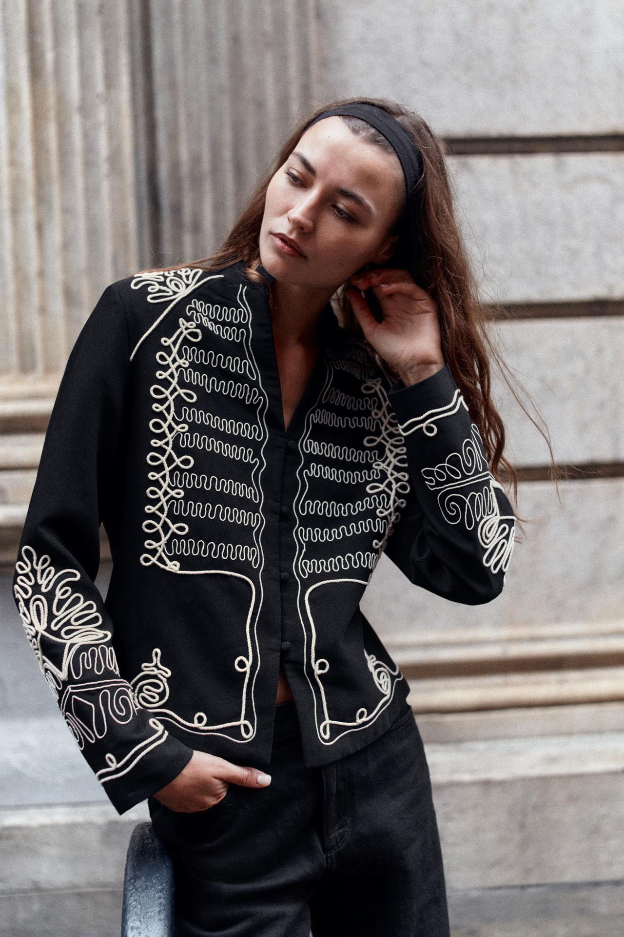 EMBROIDERED JACKET WITH SHOULDER PADS — Black / White