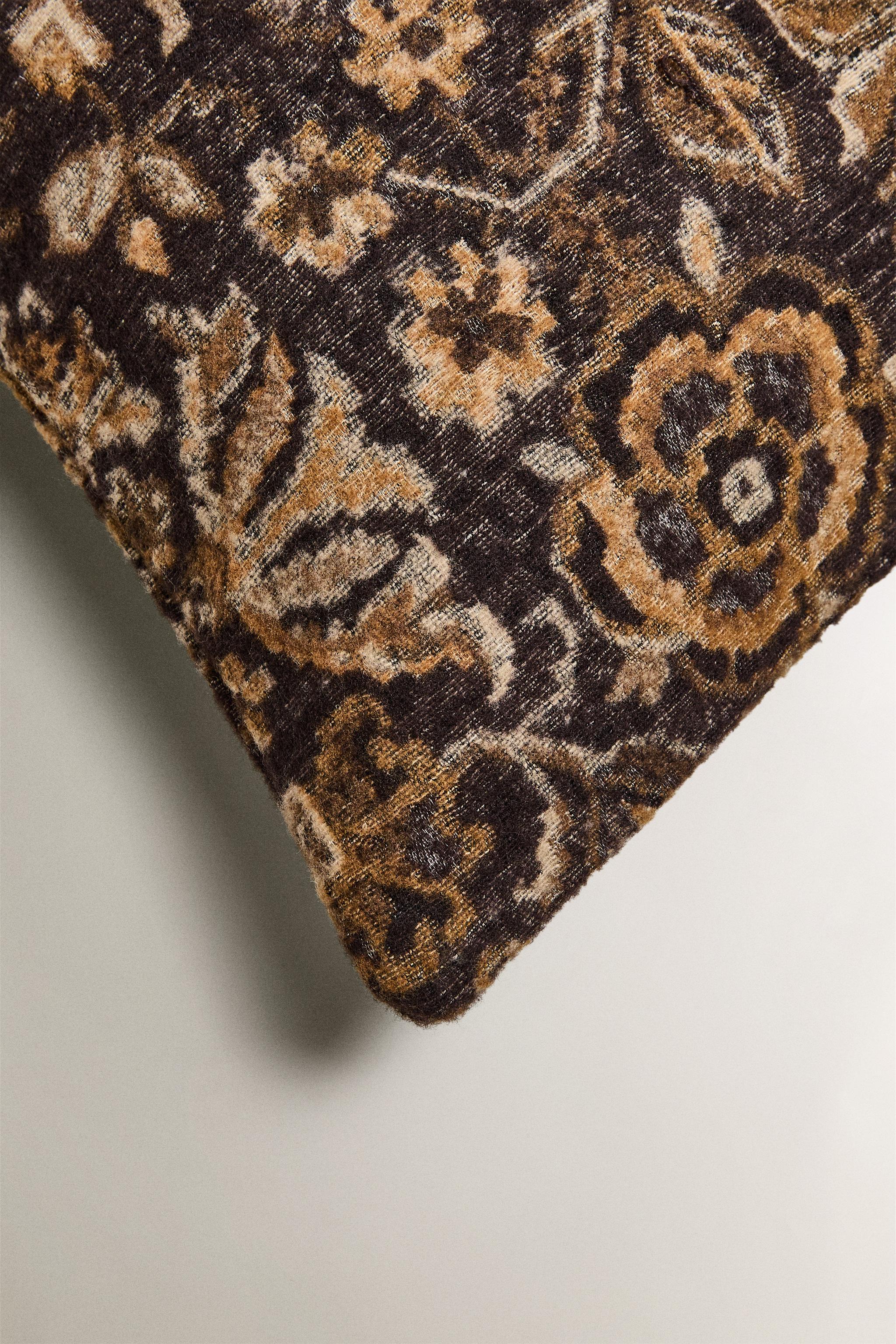 FLORAL WOOL THROW PILLOW COVER