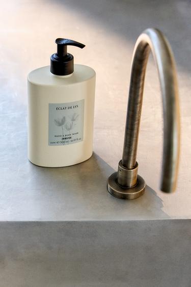 (500 ML) ECLAT DE LYS LIQUID HAND SOAP - Light blue by Zara - Image 4