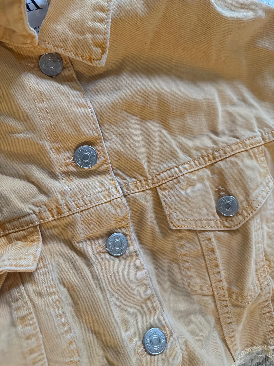 CROPPED DENIM JACKET - Image 3