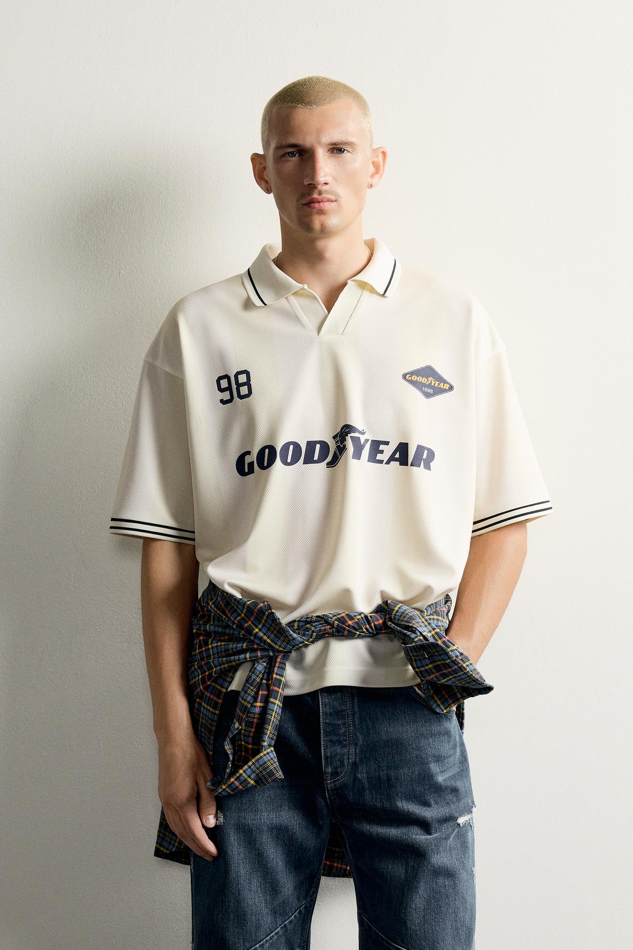 GOODYEAR© RETRO GRAPHIC POLO — Oyster-white