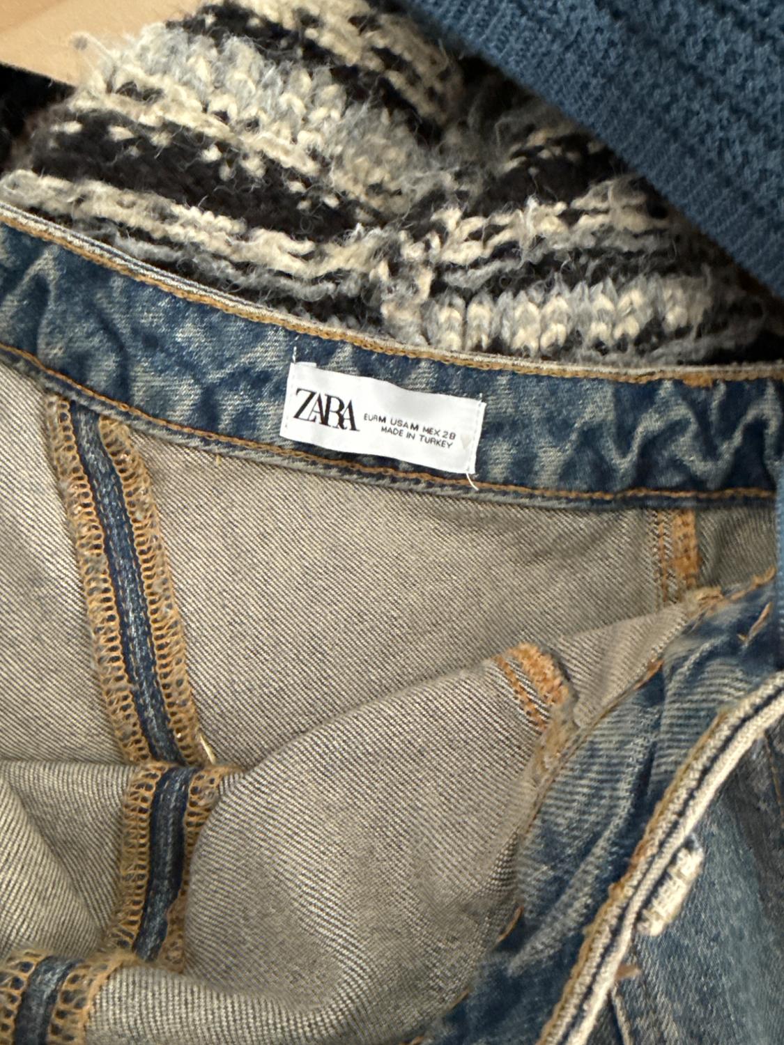 TOP DENIM TRF ASIMÉTRICO - Image 2