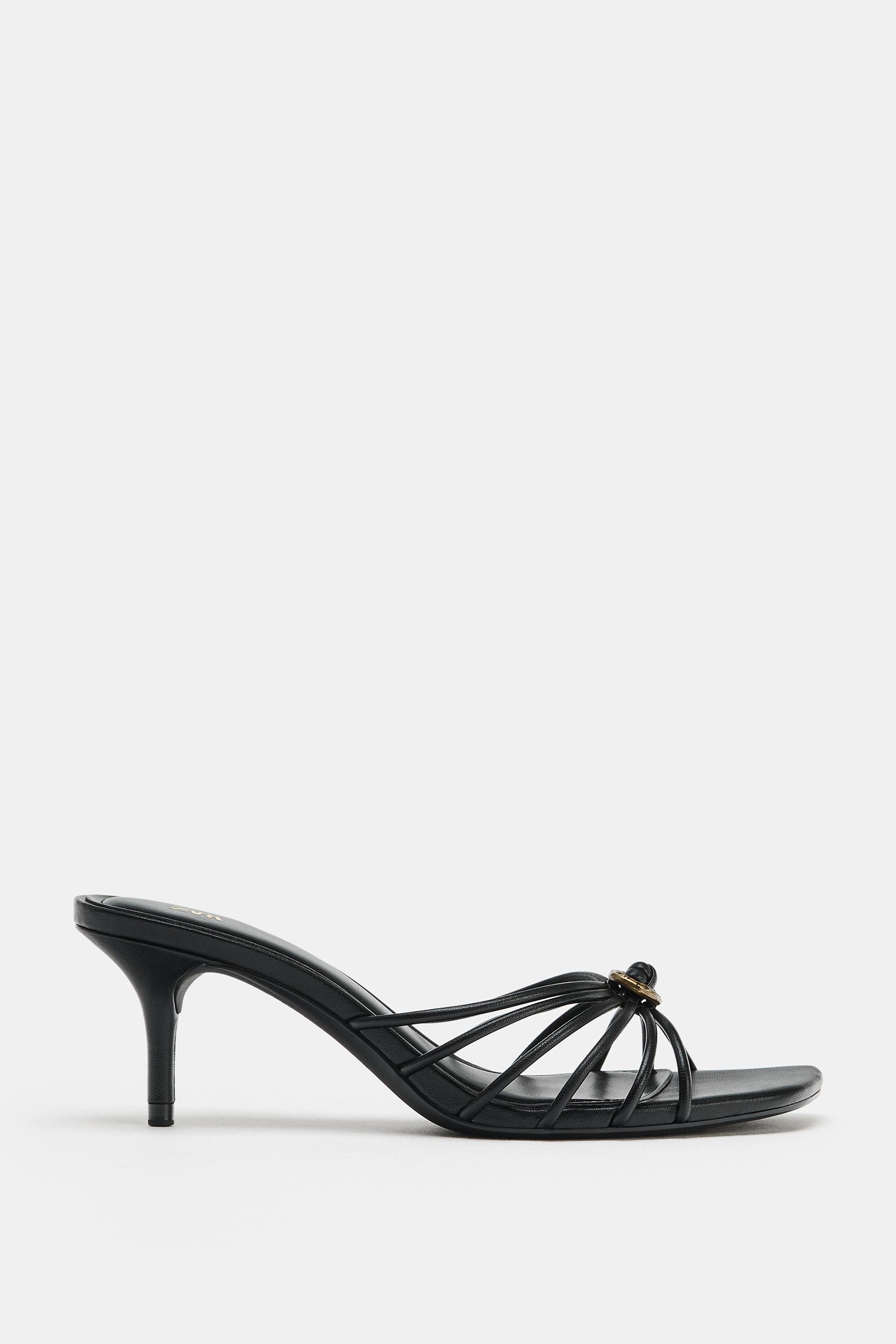 METALLIC DETAIL SANDALS