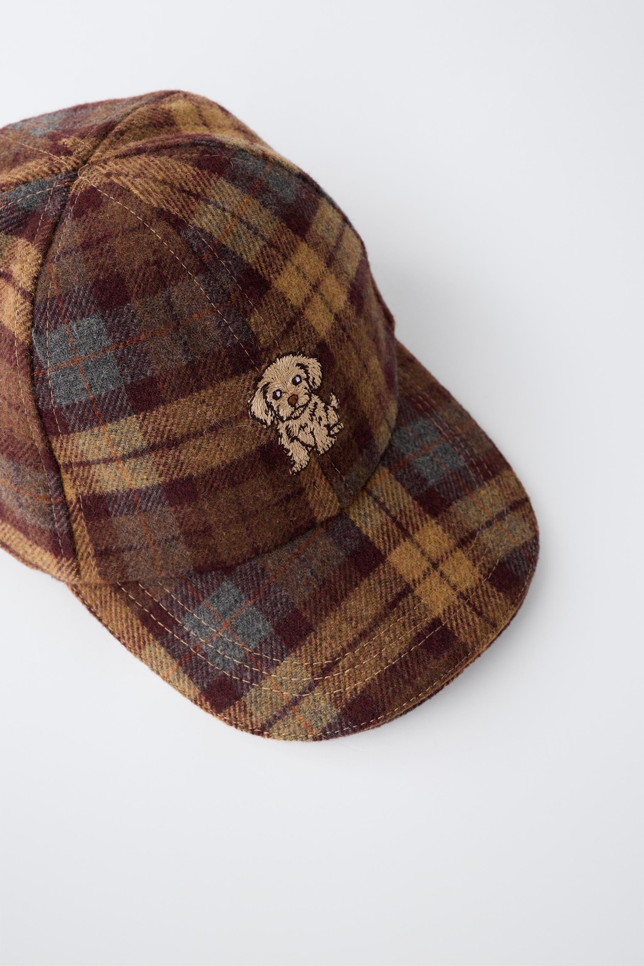 CASQUETTE CARREAUX BRODERIE CHIEN AVEC LAINE