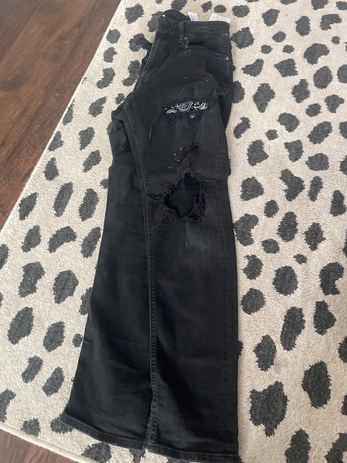 SKINNY JEANS WITH BANDANA PATCHES - Image 3