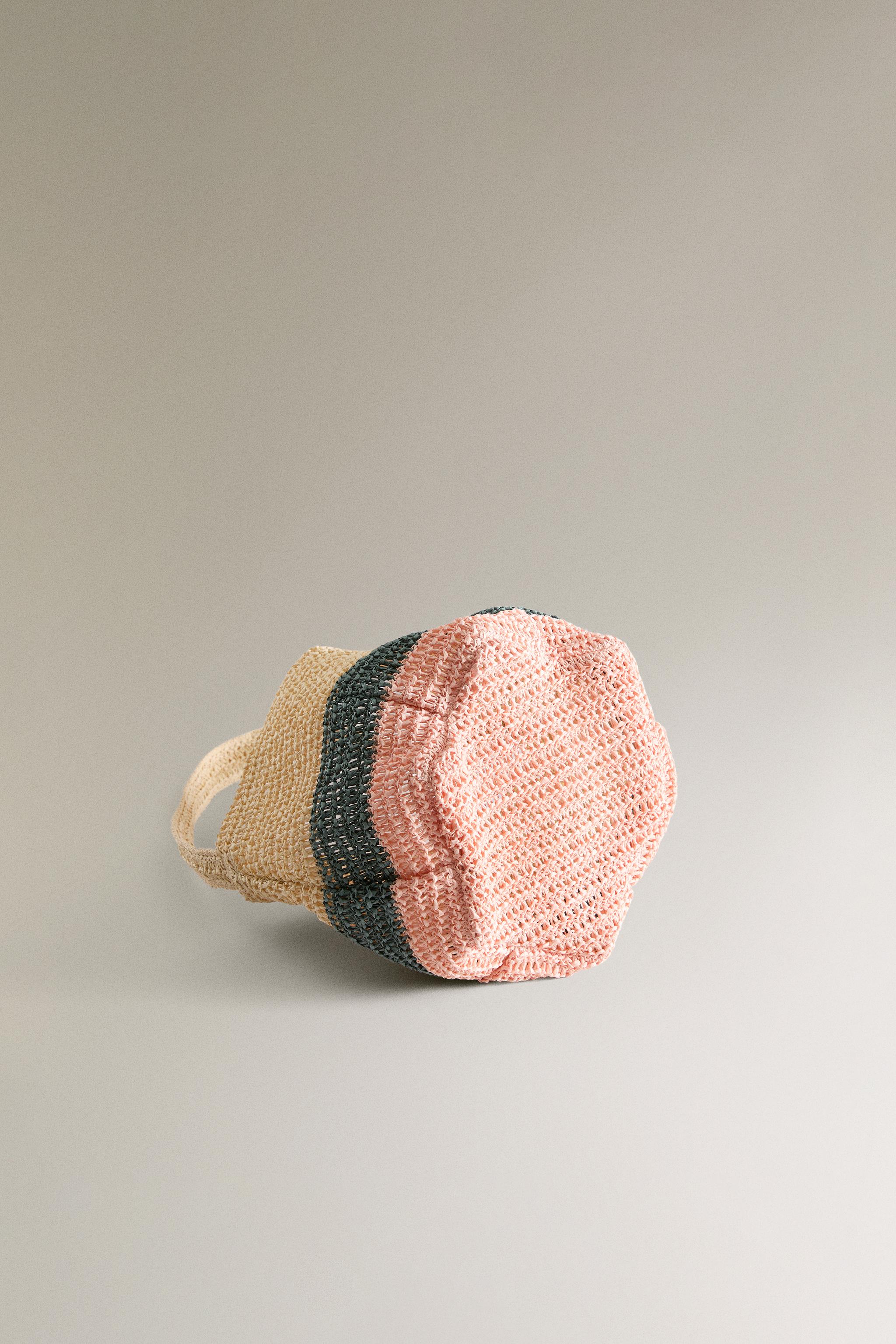 CHILDREN’S PAPER BAG