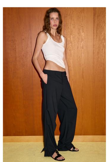 FLAT BUCKLE SANDALS - Black by Zara