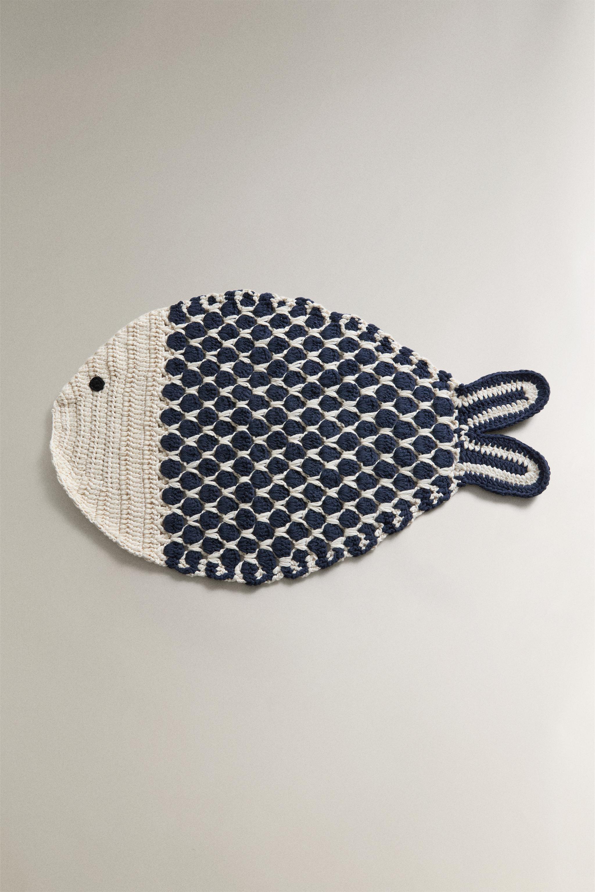 QUILTED FISH PLACEMAT