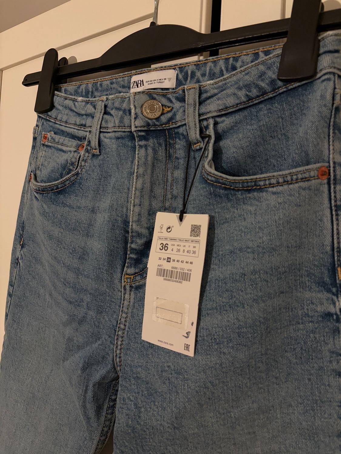 SLIM FIT HI-RISE JEANS - Image 2
