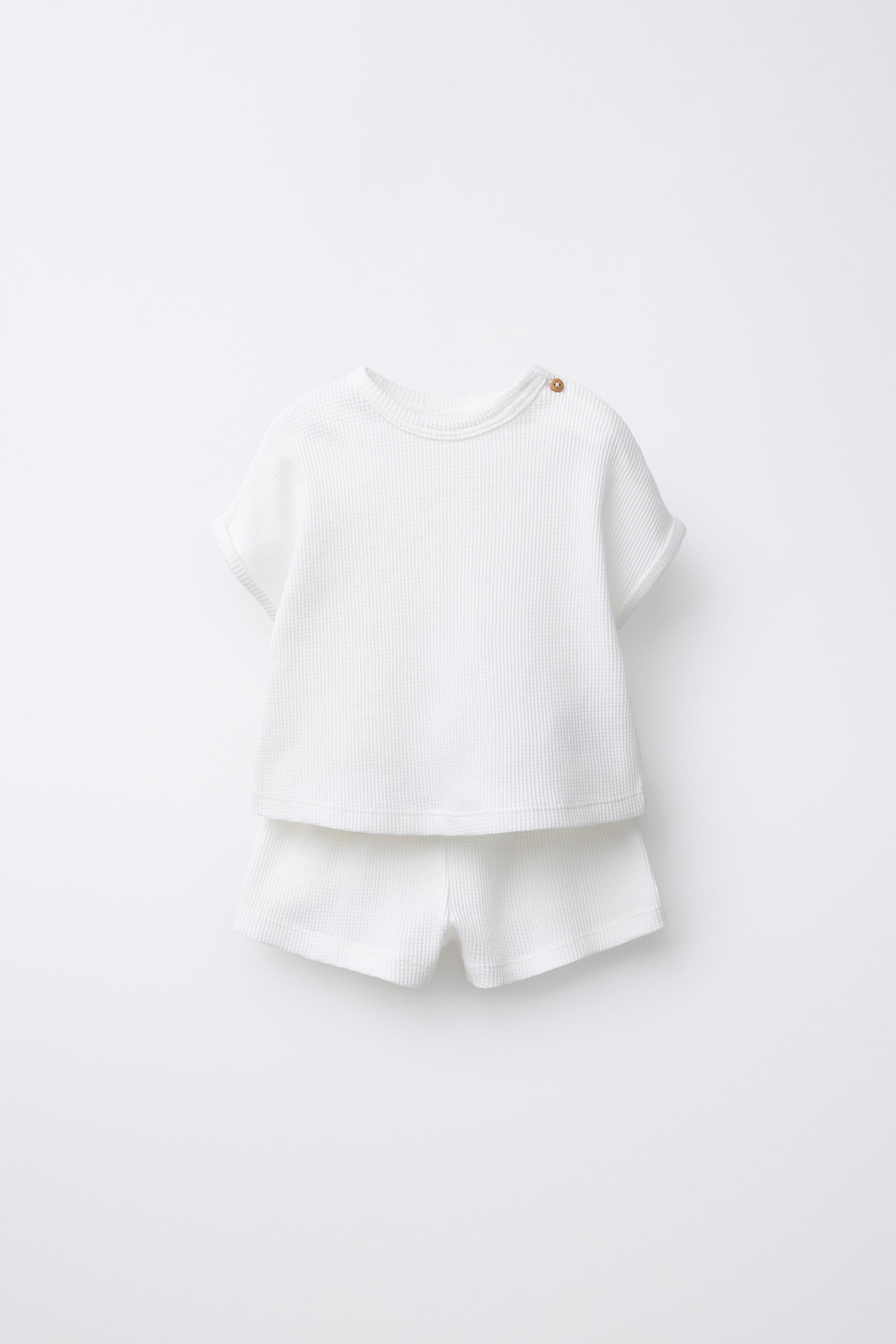 Детские шорты Zara PLAIN WAFFLE T-SHIRT AND BERMUDA SET
