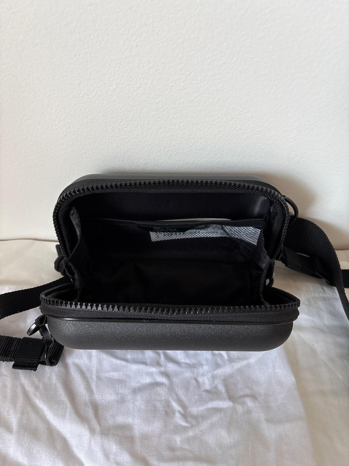 RIGID CROSSBODY BOX BAG - Image 4