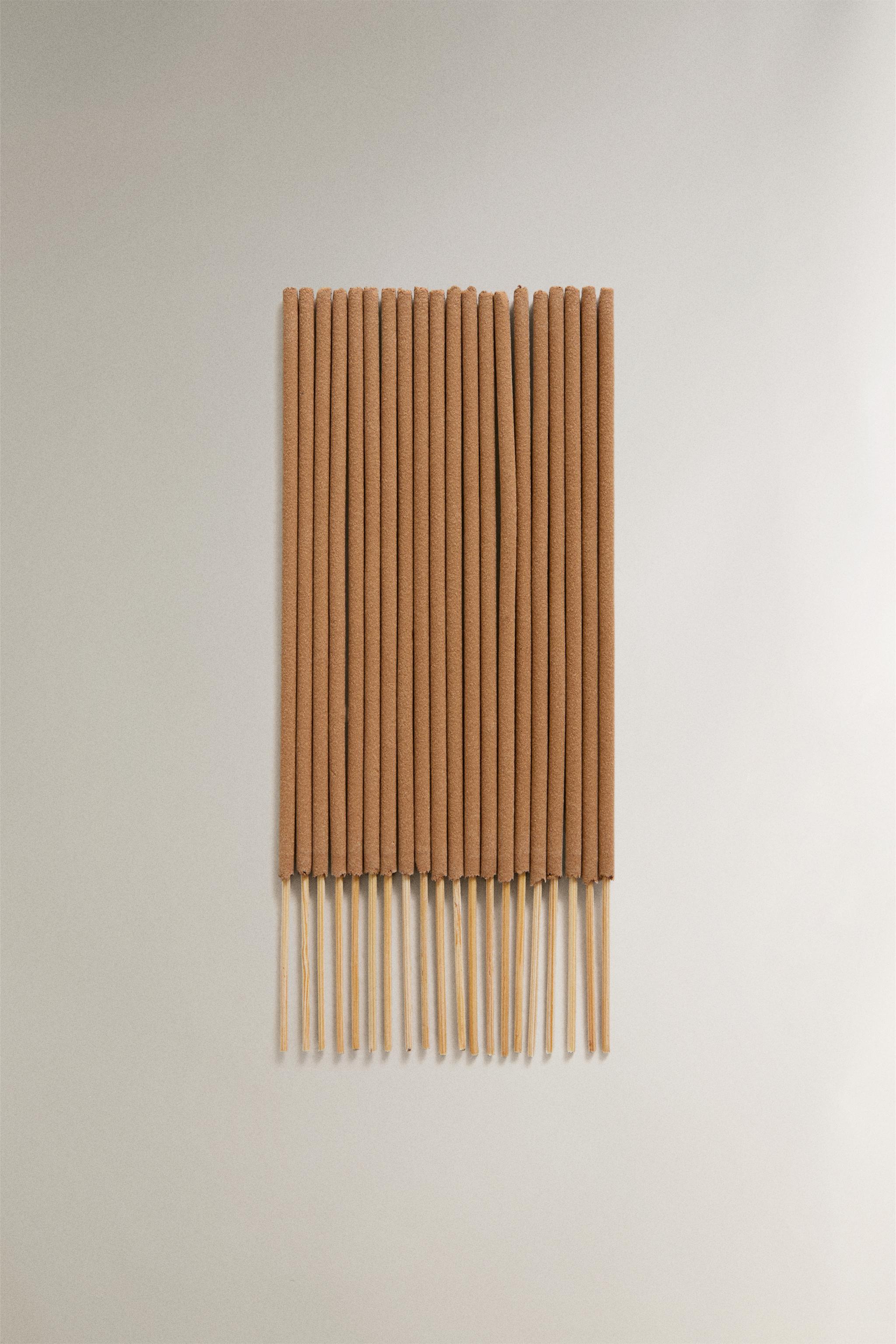 Zara PUMPKIN SPICE SCENTED INCENSE STICKS (PACK OF 20)
