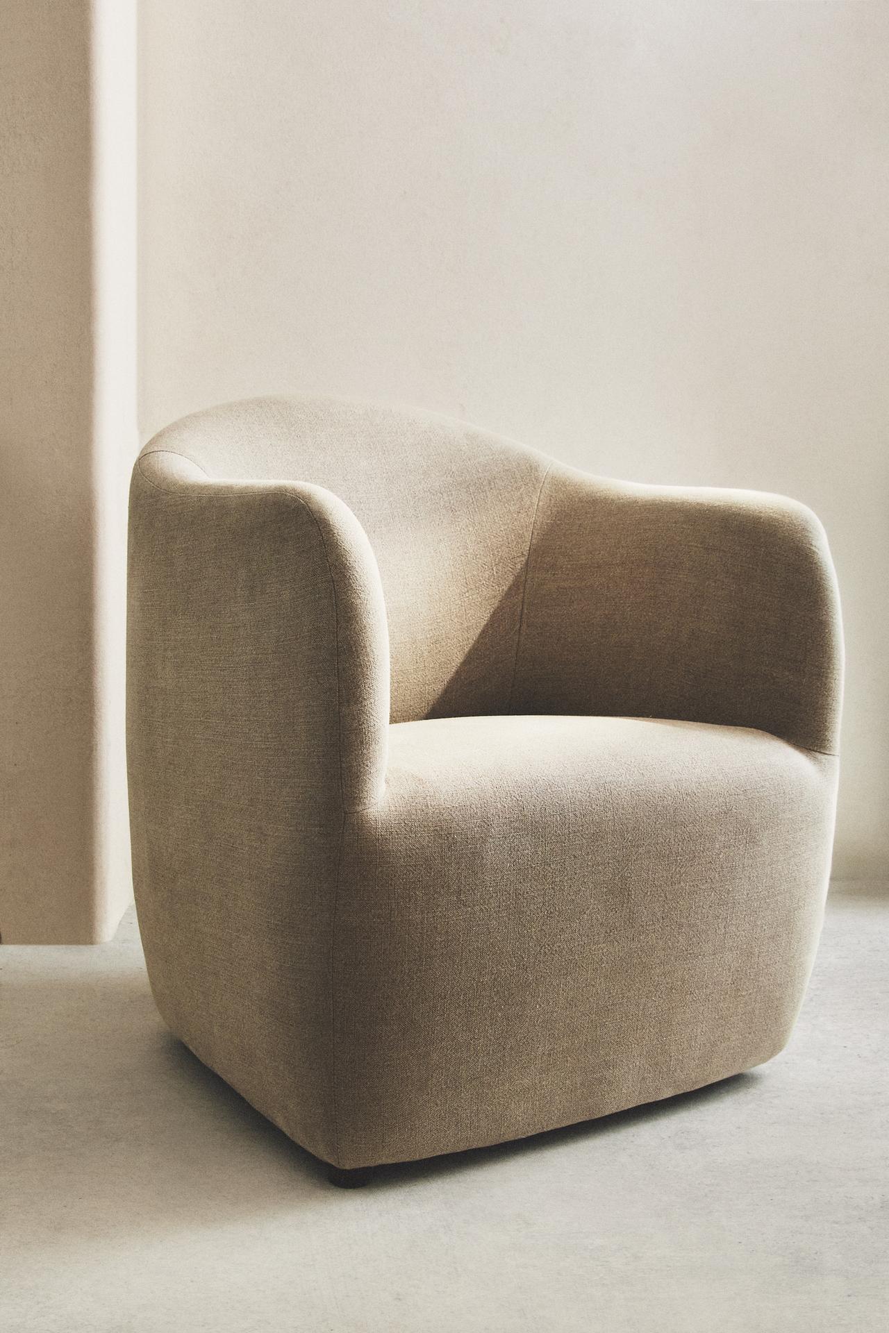 LINEN ACCENT CHAIR — Light beige