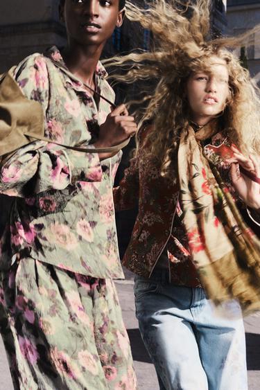 CHEMISE À IMPRIMÉ FLEURI AVEC CEINTURE FINE - Multicolore de Zara