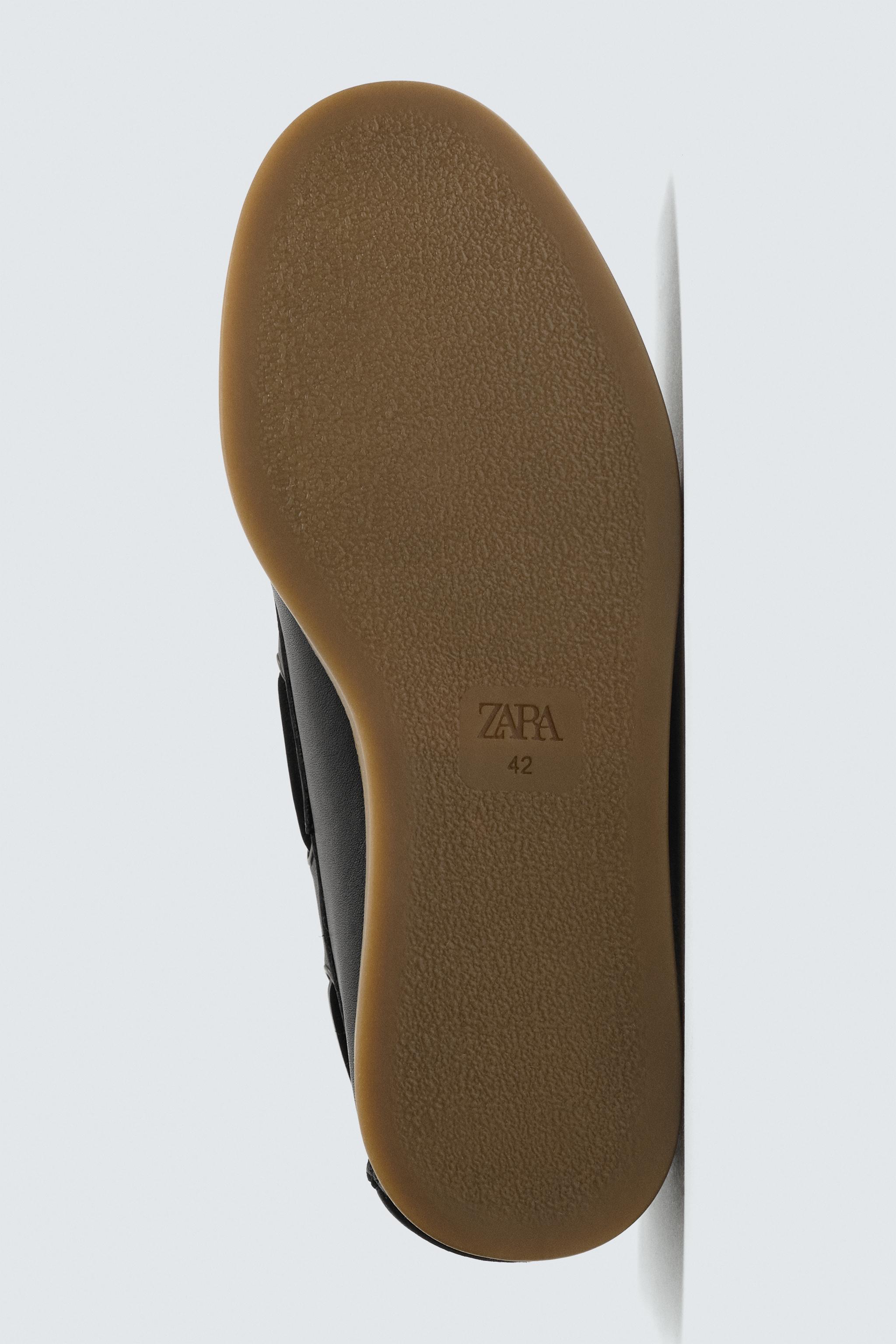 LEATHER BOAT SHOES