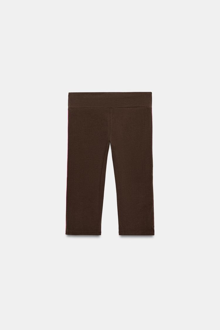 Leggings capri con franjas laterales 8
