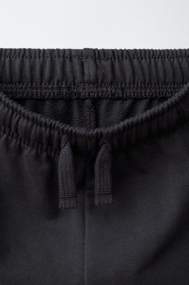 ENSEMBLE JOGGING AVEC T-SHIRT ET SHORT COLOR BLOCK - Kaki de Zara - Image 3