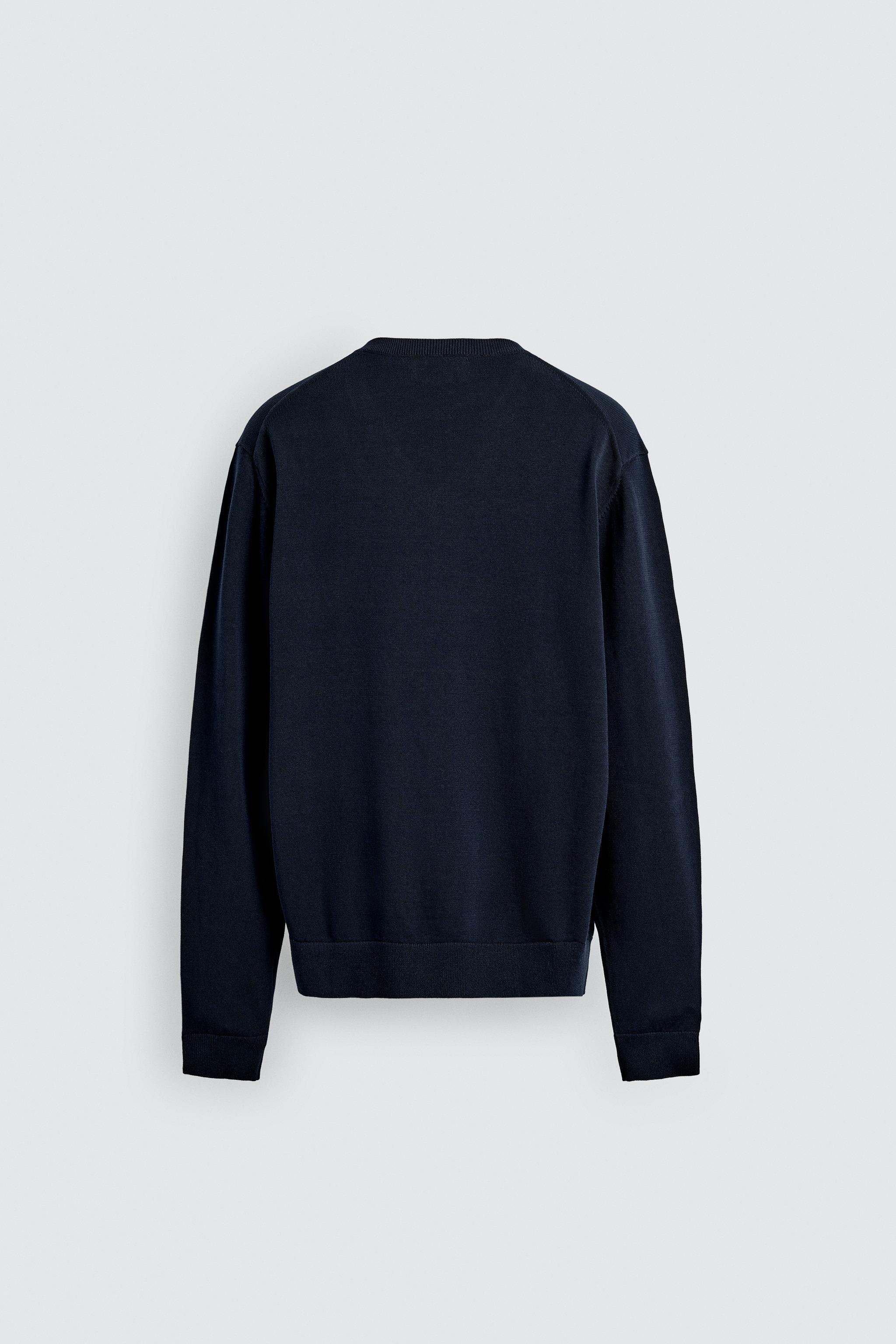 RELAXED FIT V-NECK JUMPER