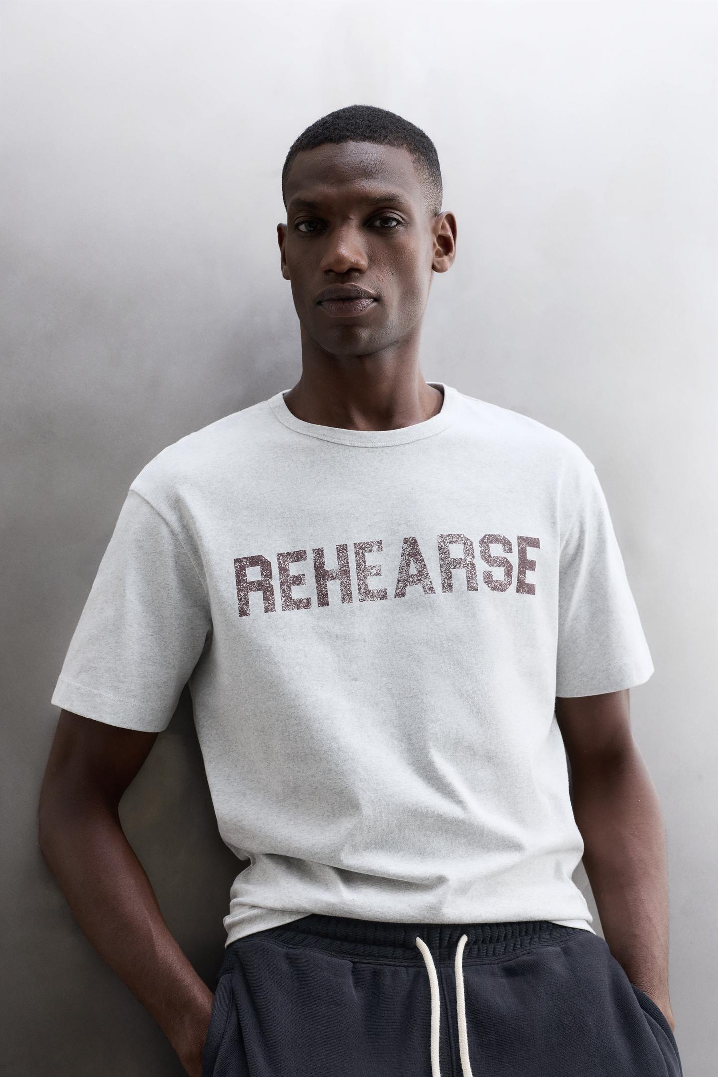 Мужская футболка Zara Printed Text Cotton, цвет: Серый меланжевый — фото 6