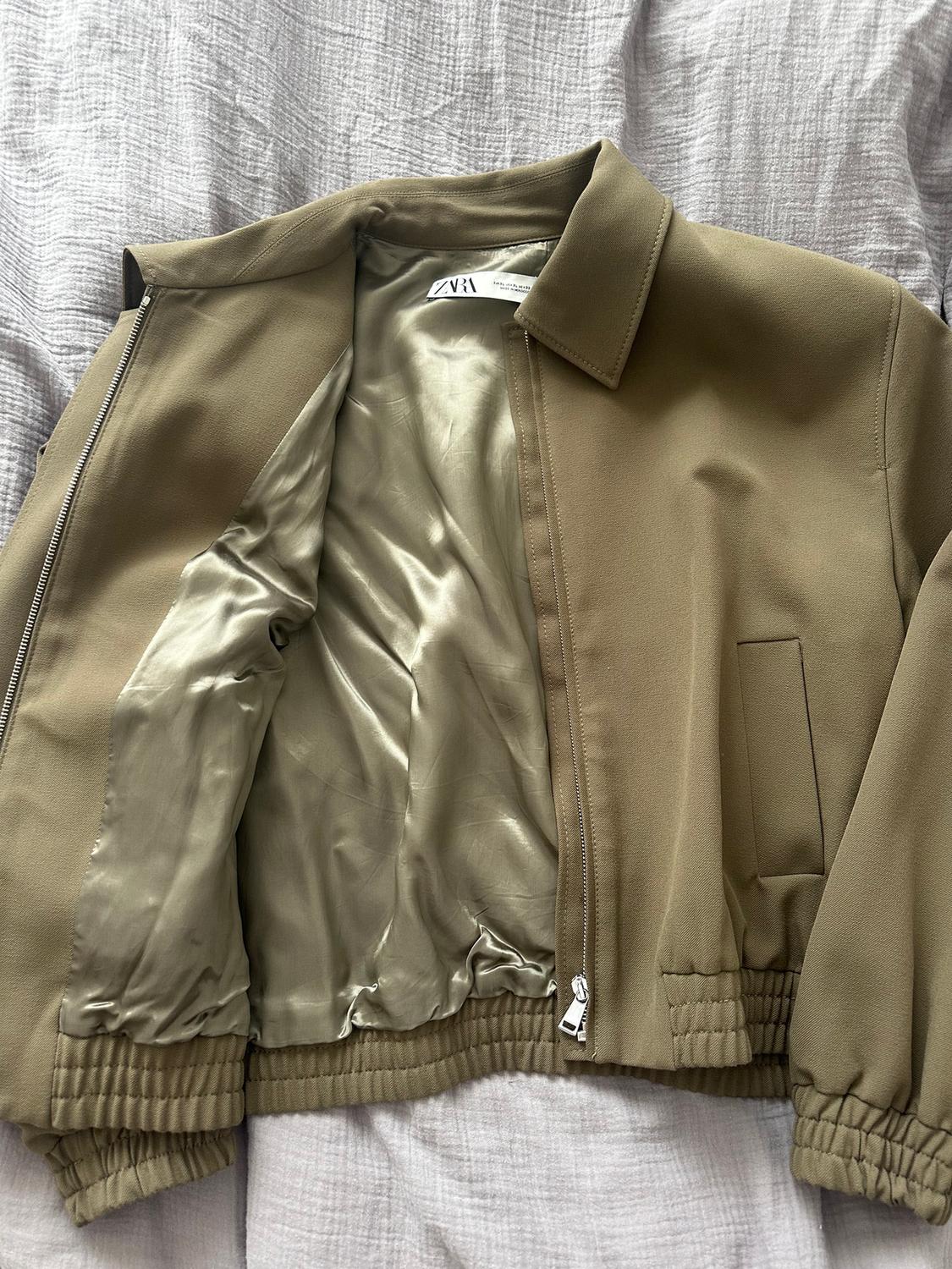 BOMBER JACKET WITH TOPSTITCHING AND POCKETS - Image 3