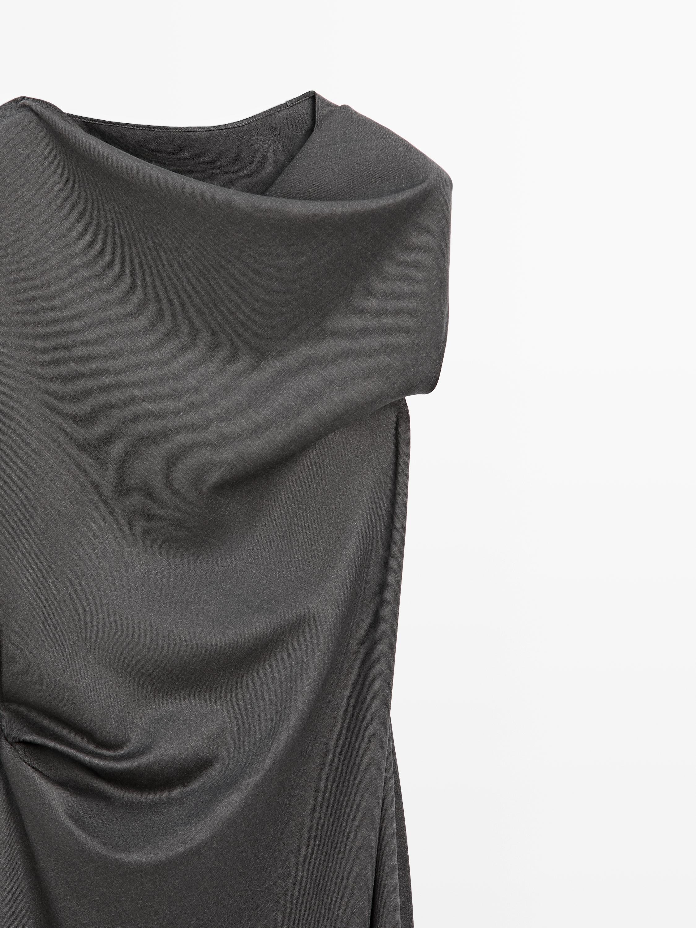 Long dress with neck detail - LIMITED