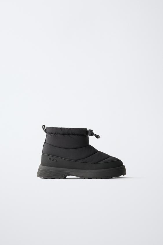 BOTÍN ACOLCHADO WATER REPELLENT - Negro de Zara - Imagen 0