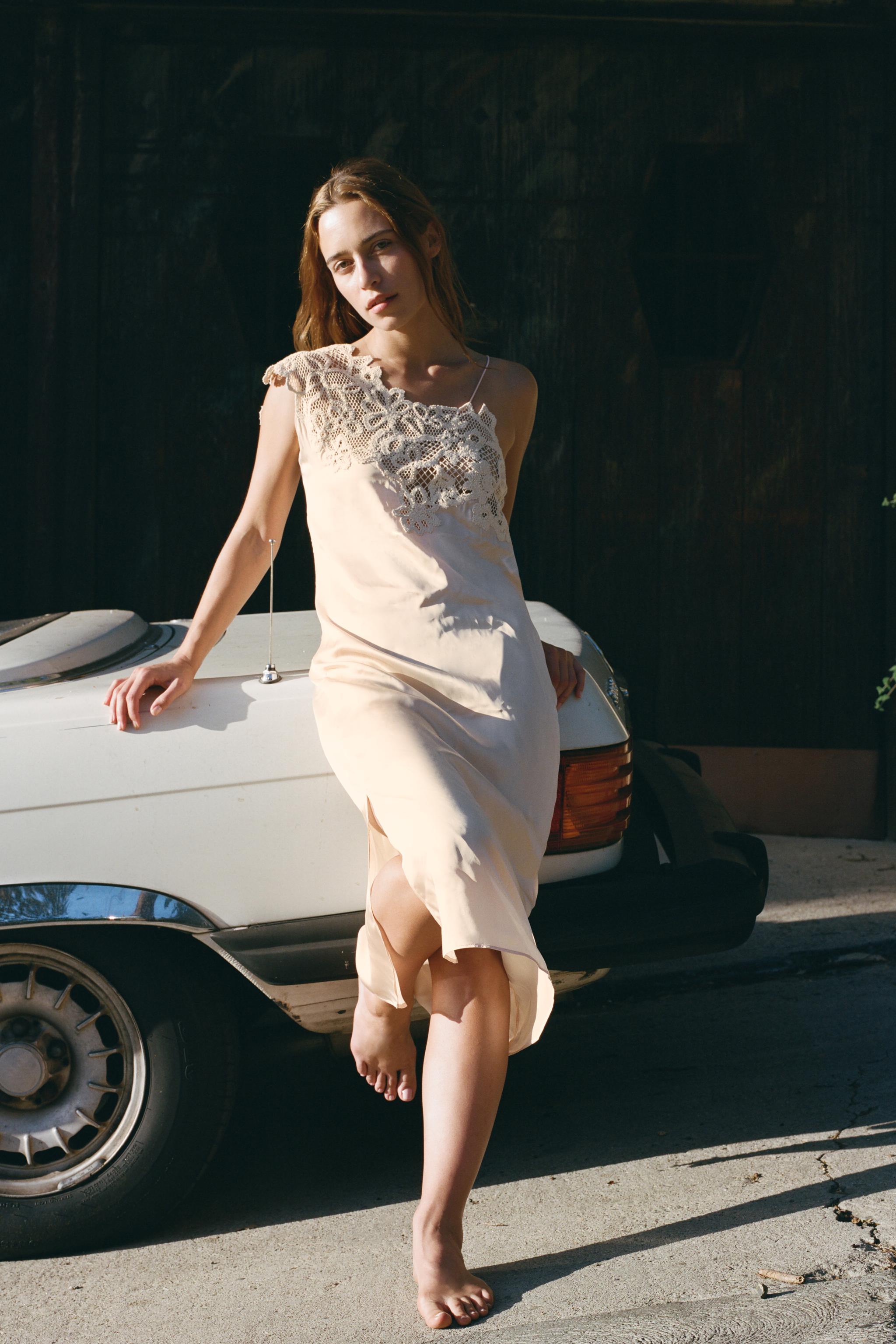 VESTITO ASIMMETRICO CROCHET LIMITED EDITION Rosato ZARA Italia