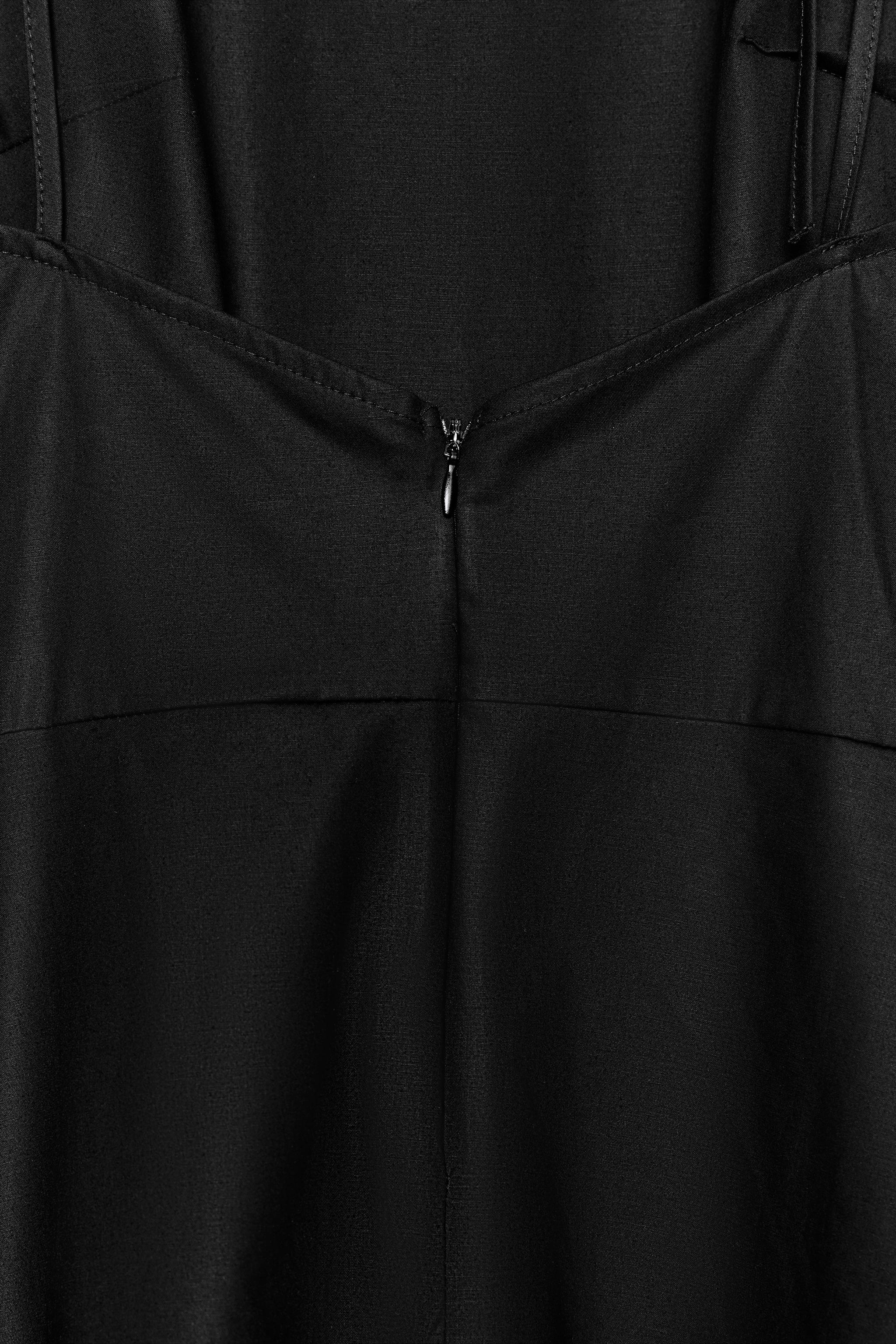 ROBE MI-LONGUE EN GABARDINE ÉVASÉE