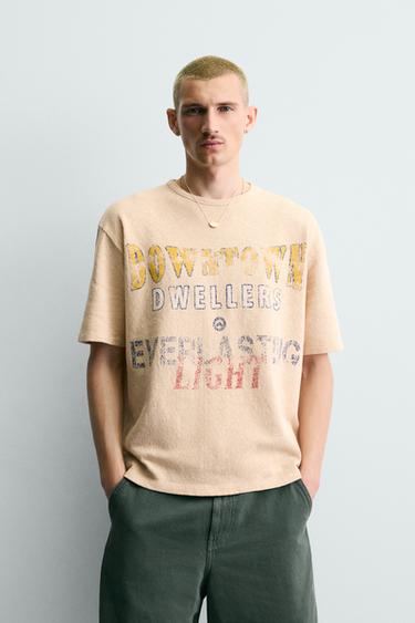 T-SHIRT EN MAILLE IMPRIMÉ LAVÉ - Sable de Zara