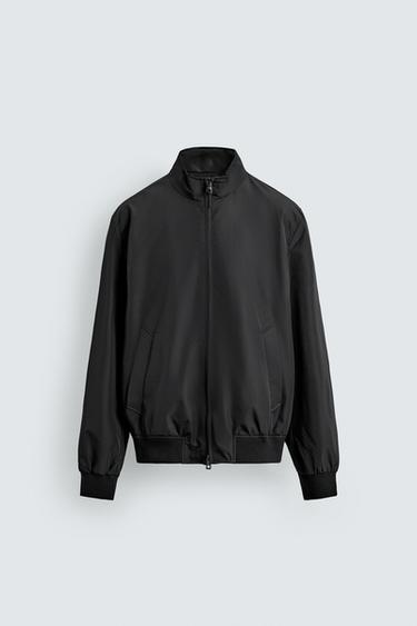 CHAMARRA TÉCNICA IMPERMEABLE - Negro de Zara