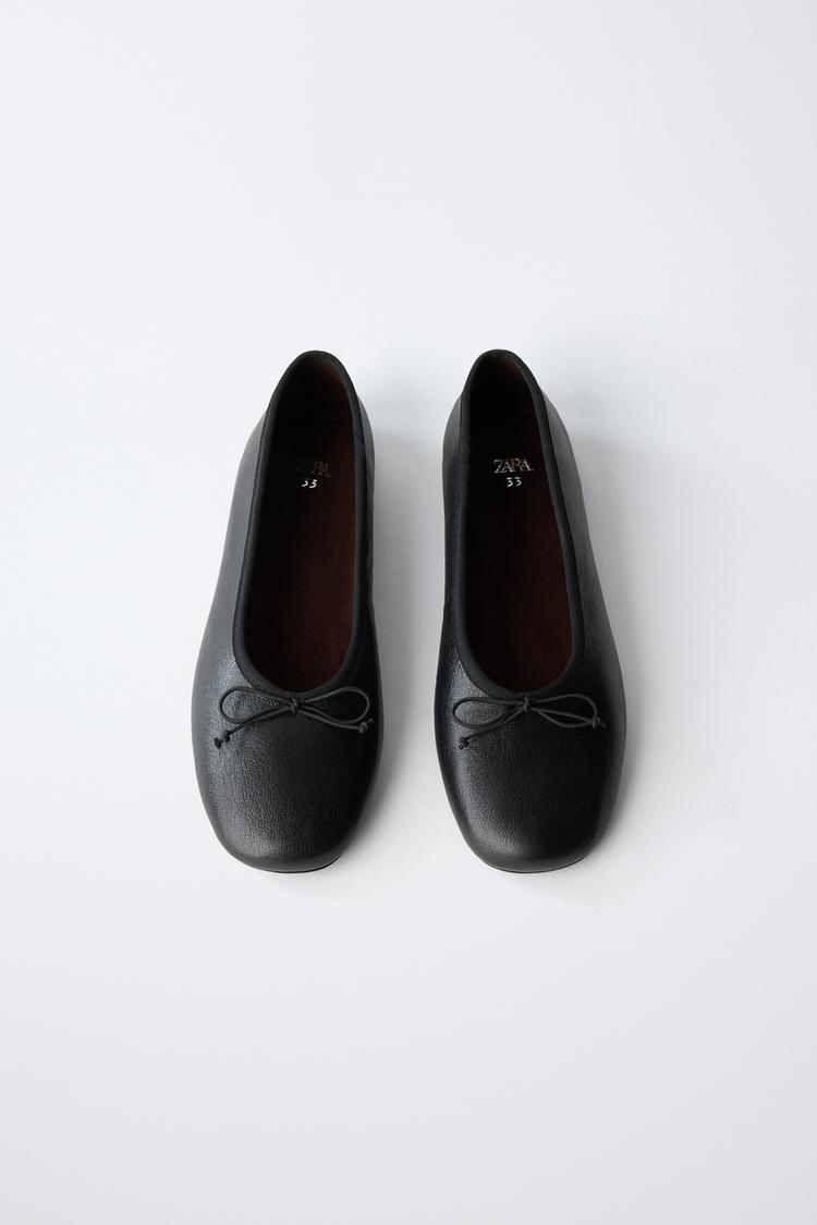 Balletas de cuero con moño 5