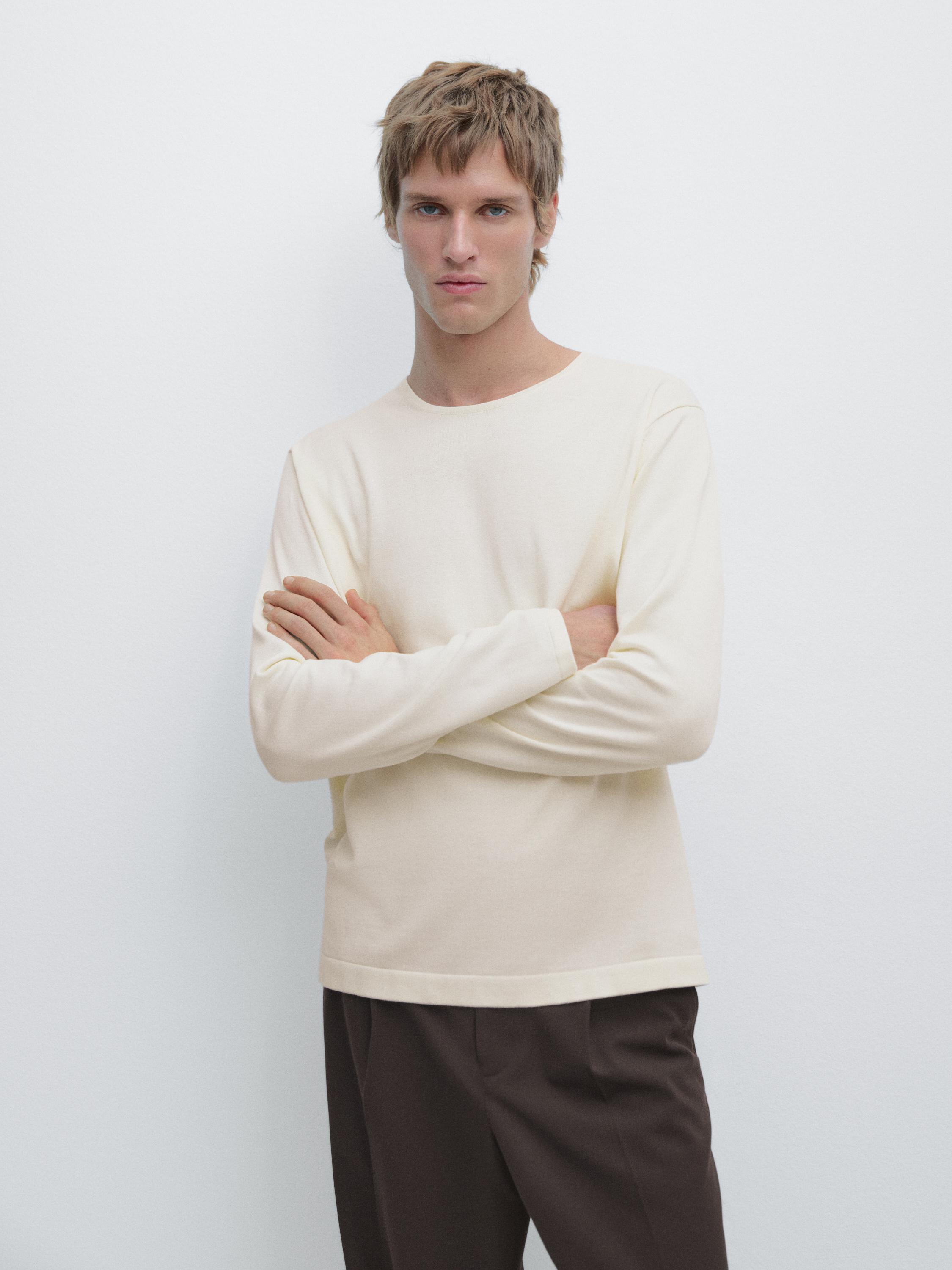 Knit 100% cotton crew neck sweater