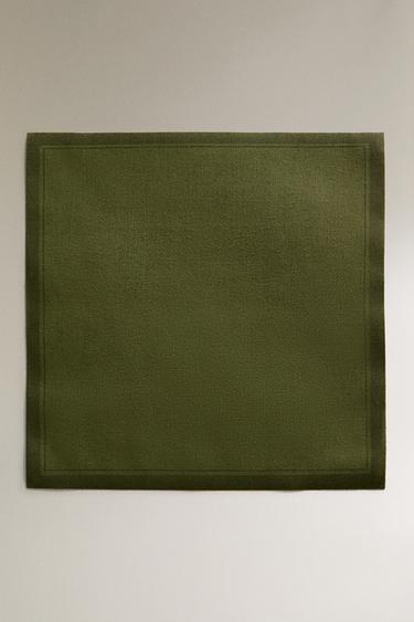 PACK OF REUSABLE NAPKINS (PACK OF 20) - Olive green by Zara - Image 3