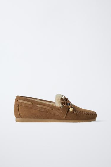 SPLIT SUEDE LOAFERS - Beige by Zara