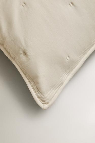 MICROFIBRE CUSHION COVER FOR QUILTS - Light beige by Zara - Image 1