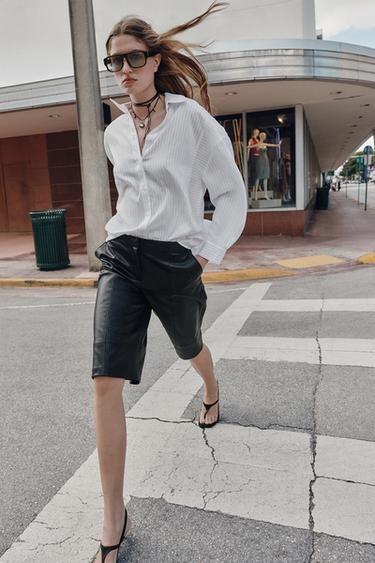 מכנסי ברמודה ארוכים דמויי עור - שחור של Zara