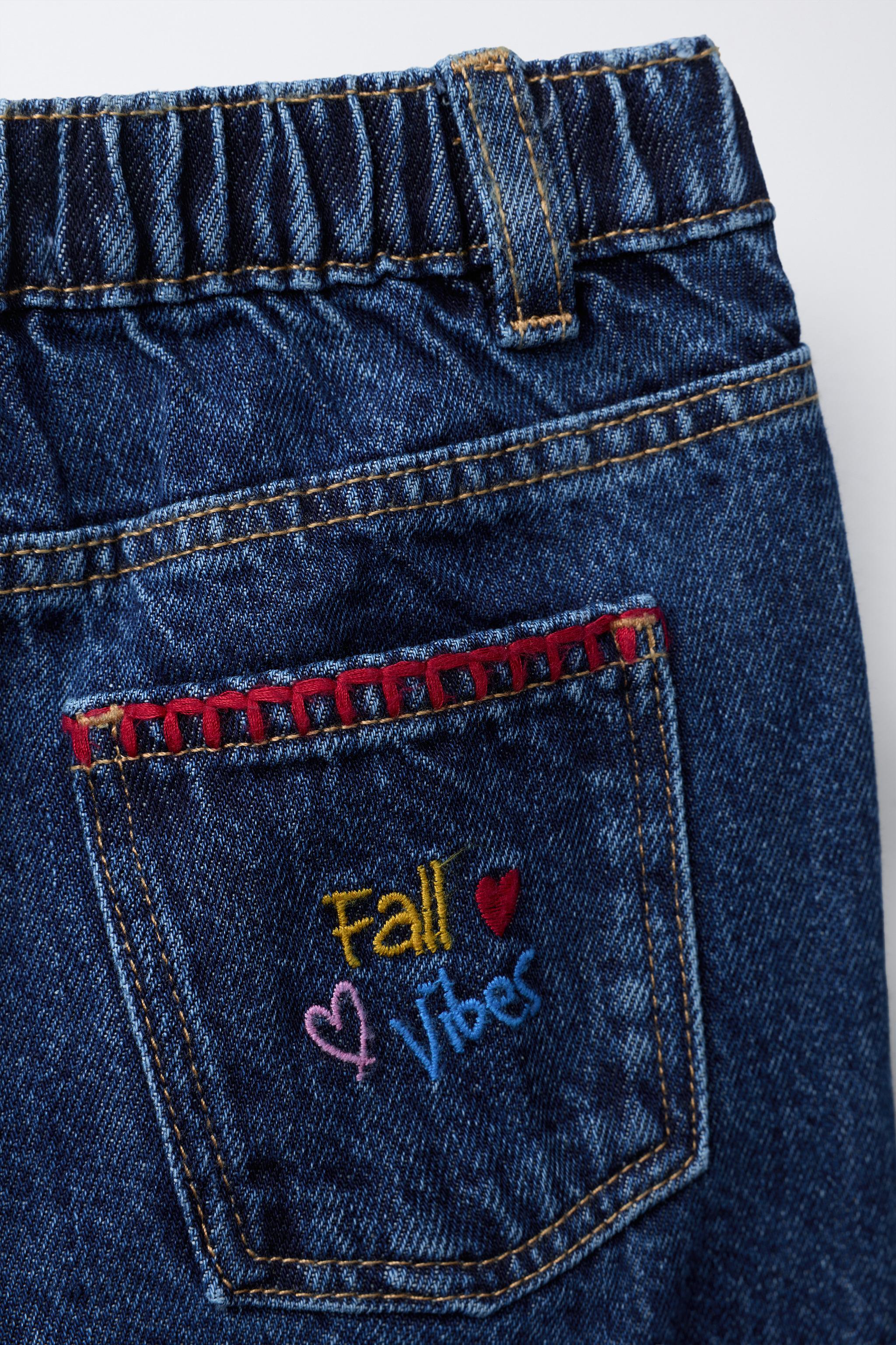 CONTRAST EMBROIDERED CULOTTE JEANS