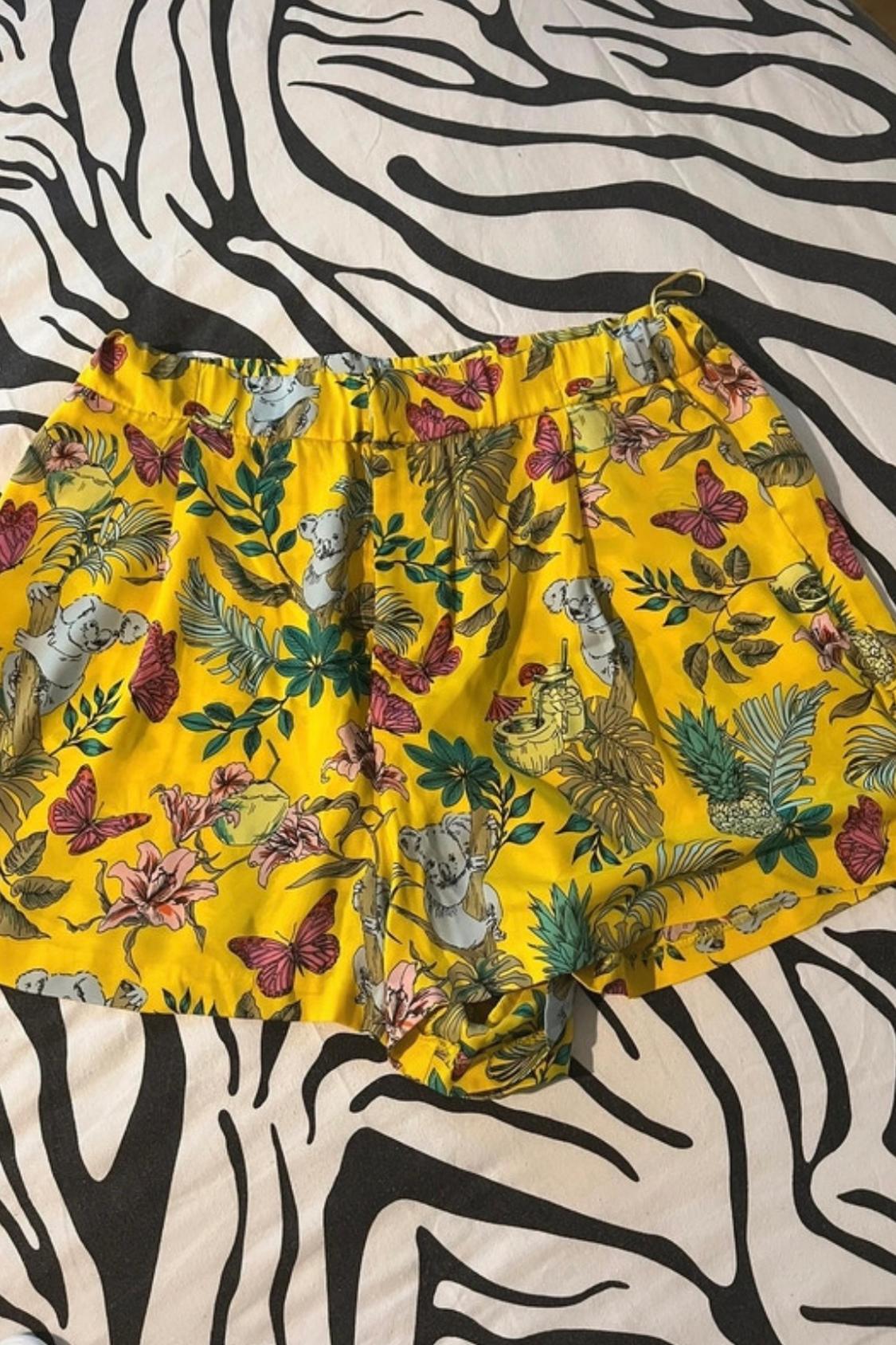PRINTED SHORTS