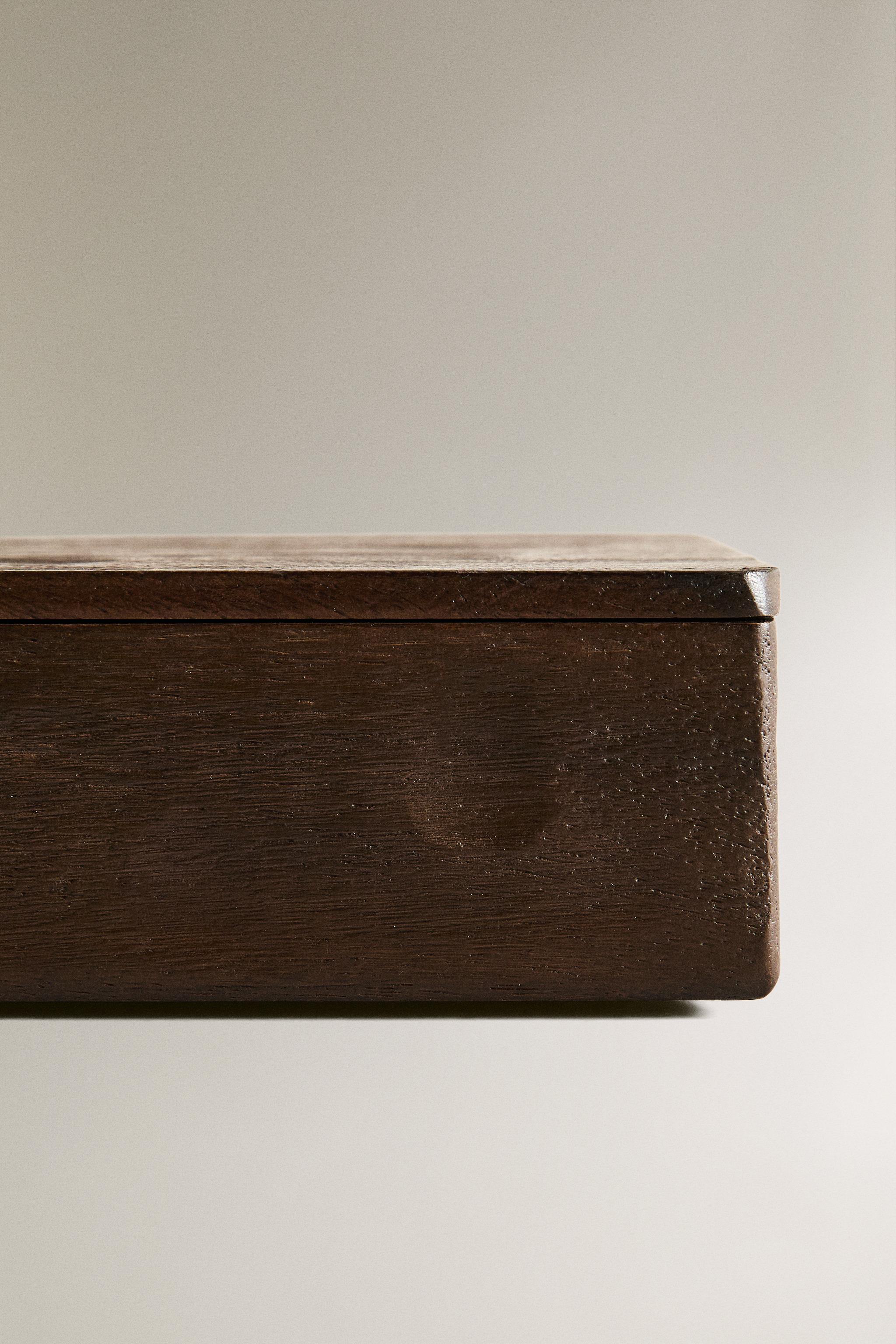 LARGE LID WOODEN BOX