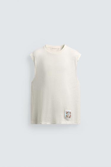 ФУТБОЛКА ИЗ ХЛОПКА И ЛЬНА С НАШИВКОЙ — БЕЛЫЙ от Zara