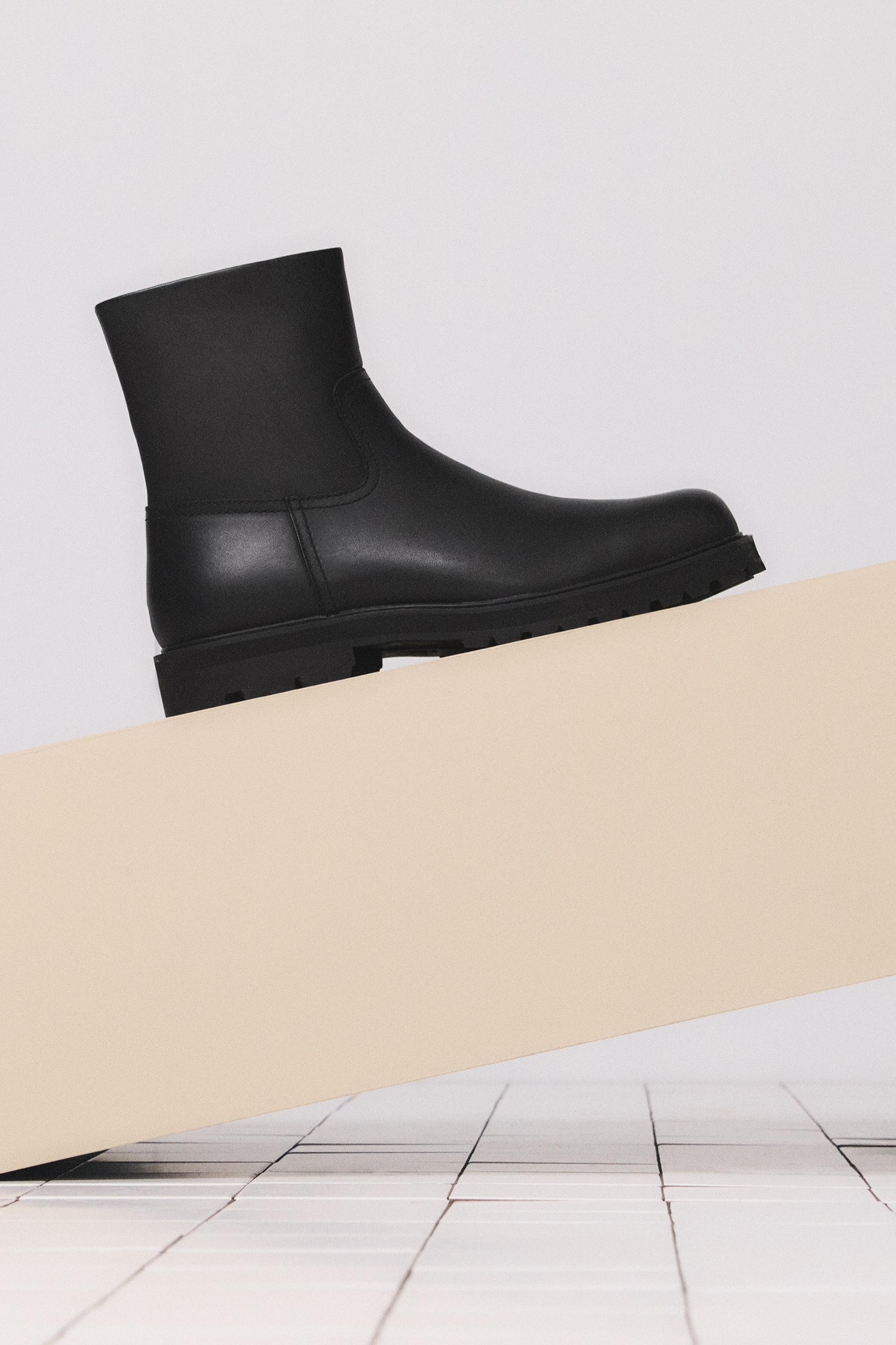 Porno modellarni yuqori sifatli tomosha qiling Ichkariga toplangan olomonning porno videolari