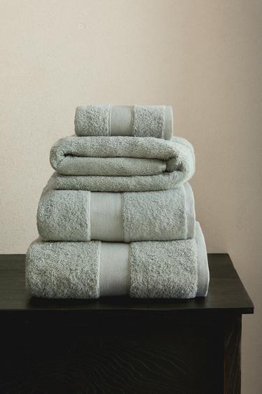 Zara PREMIUM COTTON BATH TOWEL (600 GxM²) - Blue / Green