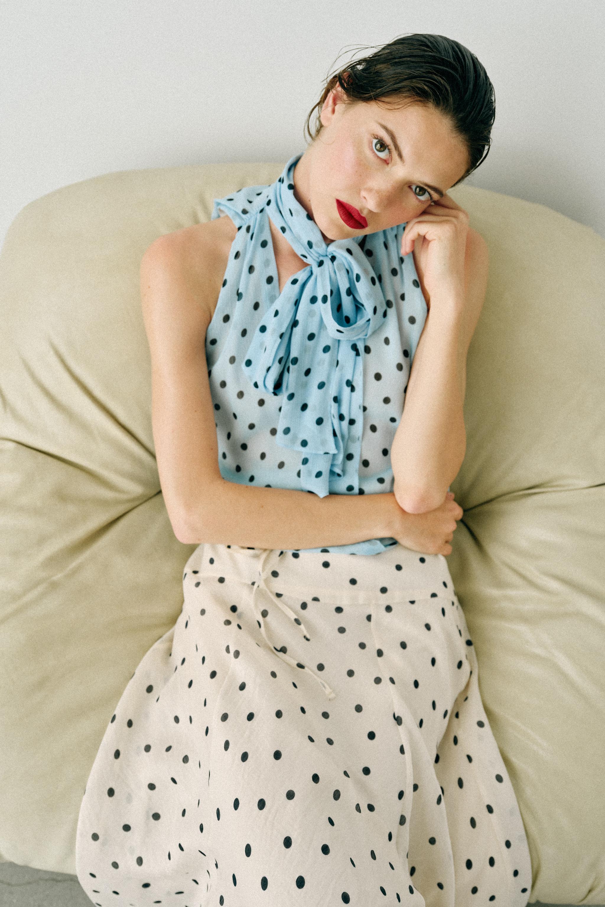 Женские рубашки Zara POLKA DOT TIE TOP — фото 4