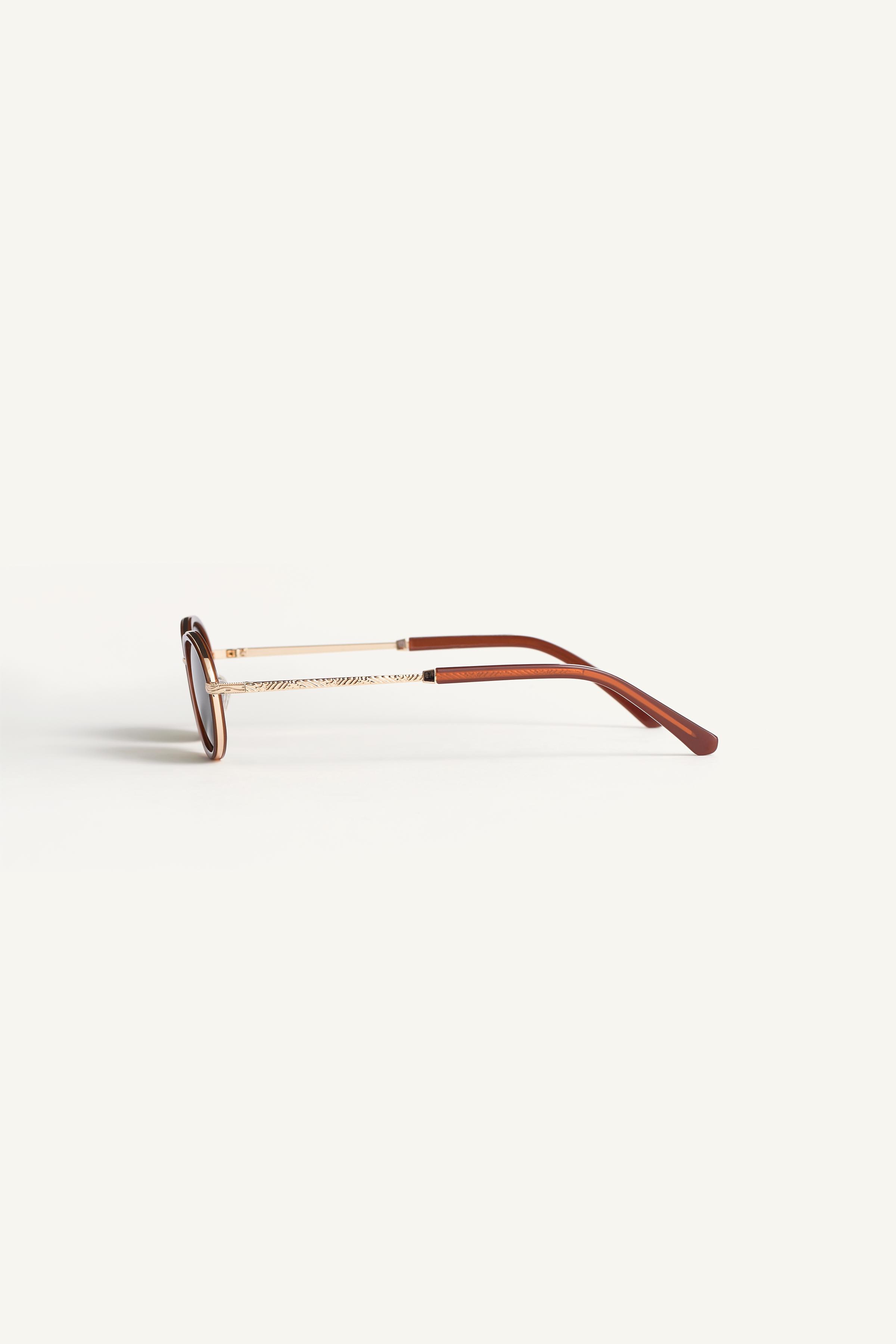 LUNETTES DE SOLEIL OVALES