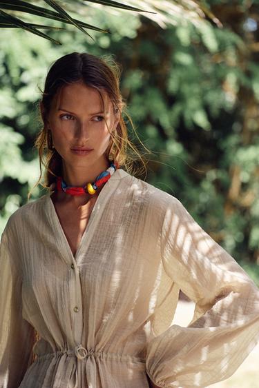CHEMISE SEMI-TRANSPARENTE À EFFET PLISSÉ - Beige clair de Zara - Image 1