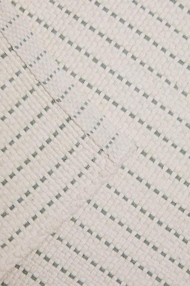TAPIS DE BAIN TEXTURÉ - Écru / Vert de Zara - Image 3