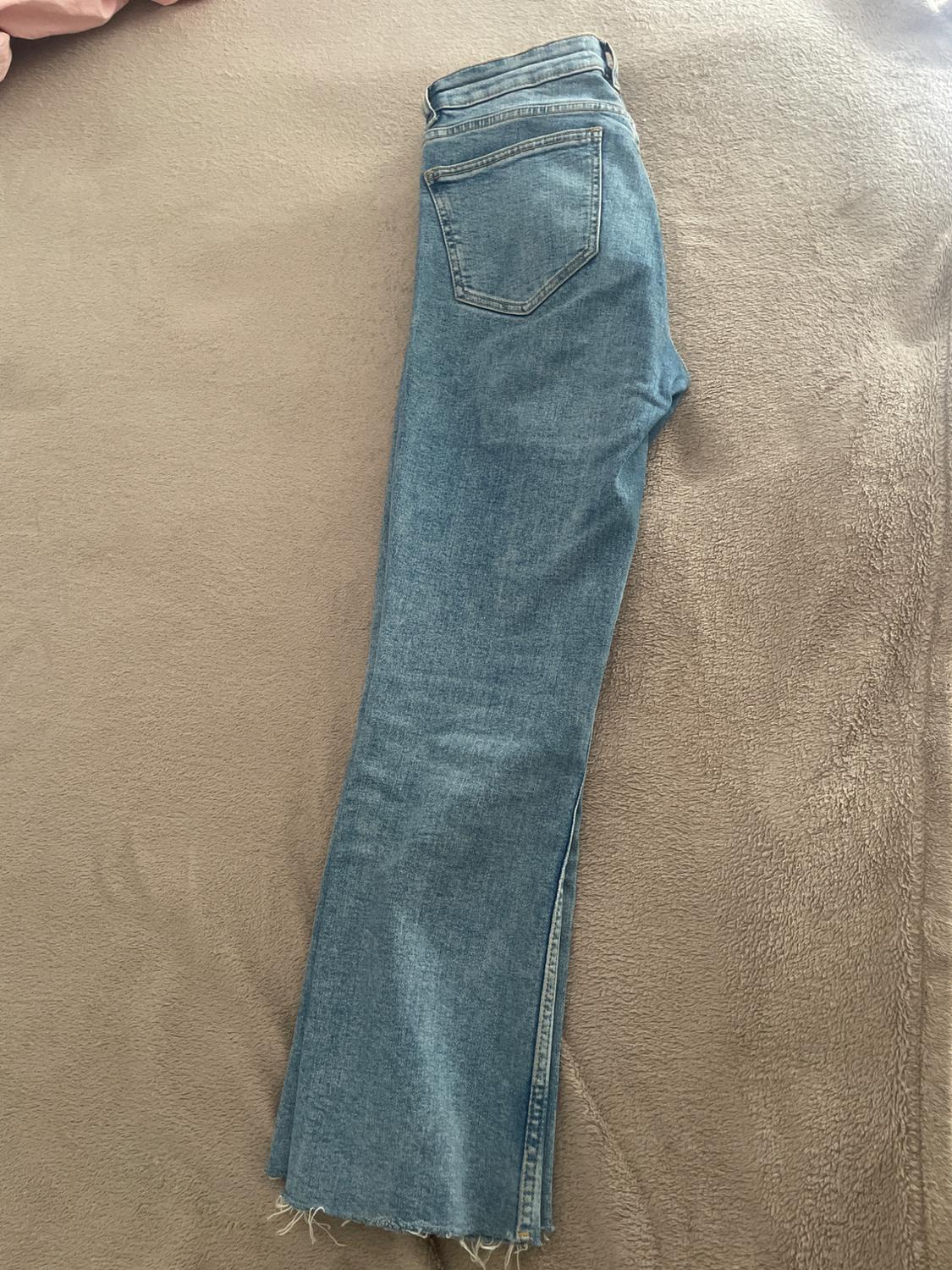 JEAN - Image 2